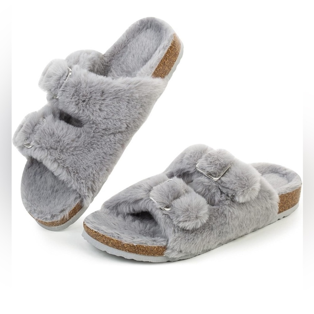 Fitory Grey Faux Fur Arizona Sandals Size 9